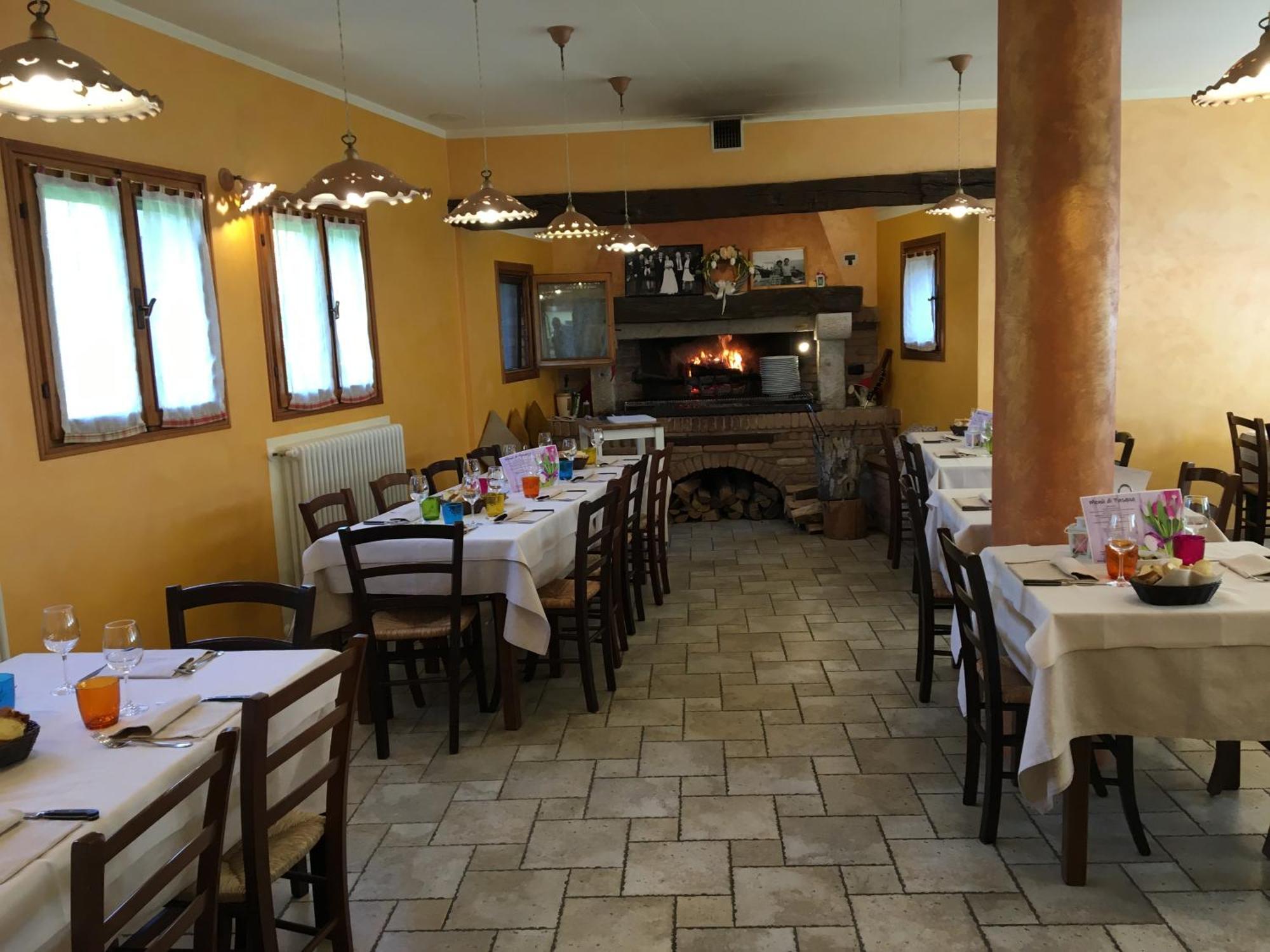 Agriturismo Il Bosco Camere Vittorio Veneto Dış mekan fotoğraf
